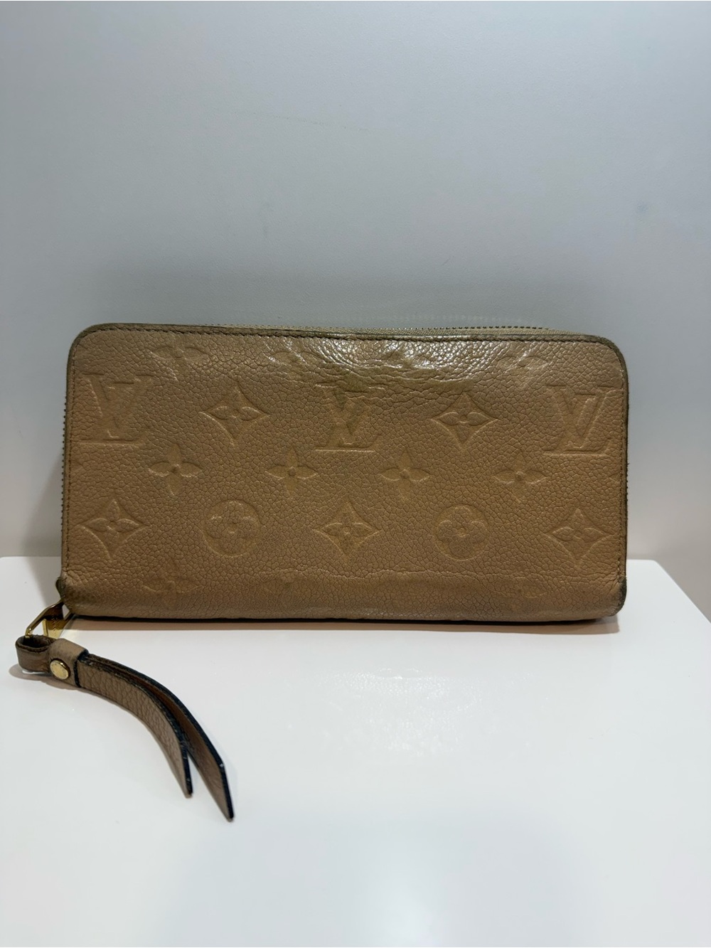 Louis Vuitton Beige Empreinte Leather Zip Wallet